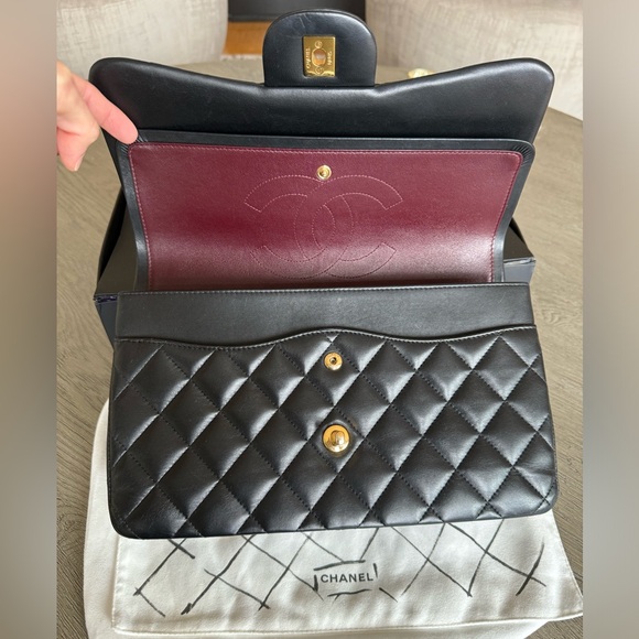 ‼️SOLD‼️ AUTHENTIC CHANEL Classic Jumbo Double Flap Bag, Lambskin, Blk, Gold H/W - Picture 12 of 16